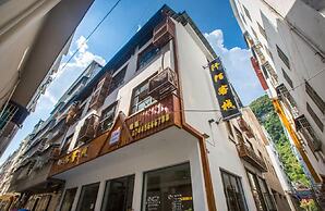 Qian Mo Inn