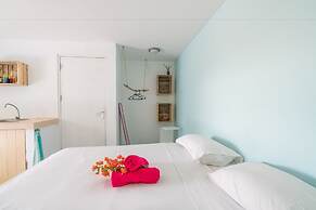 Tropical Breeze Apartments