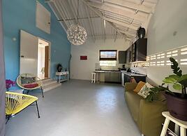 Tropical Breeze Apartments