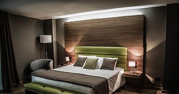 National Park Hotel & Spa