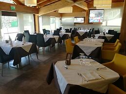 National Park Hotel & Spa