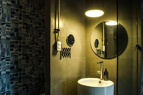 Whereder Poshtel - Hostel