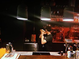 Whereder Poshtel - Hostel