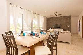 Latitude 20 101 by PRP