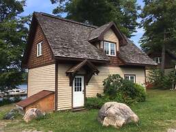 Lakefront Cottage Amazing View