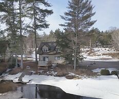 Lakefront Cottage Amazing View