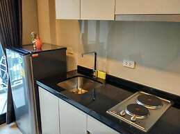 Many Holiday The Base Condo