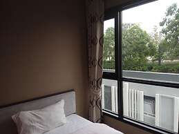 Many Holiday The Base Condo