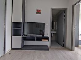 Many Holiday The Base Condo