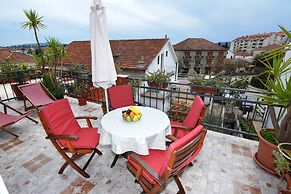 City House Apartments