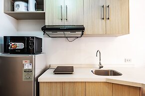 Cedar Peak Condo near Session Road