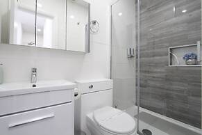 BlueGreen Suites