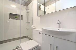 BlueGreen Suites