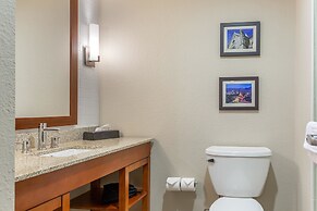 Comfort Inn & Suites Boise Airport