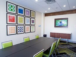 Holiday Inn Express & Suites Oklahoma City Airport by IHG