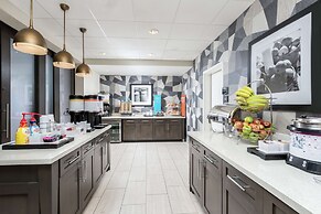 Hampton Inn & Suites Reno/Sparks