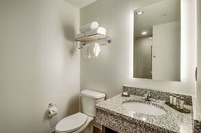 New Bedford Harbor Hotel, Ascend Hotel Collection