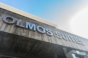 Olmos Suites