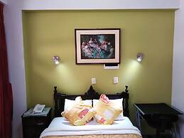 Hotel Plaza Bolognesi