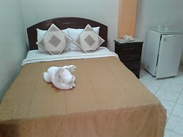 Hotel Plaza Bolognesi