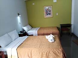 Hotel Plaza Bolognesi