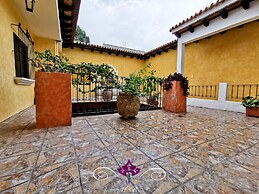 Maison Bougainvillea