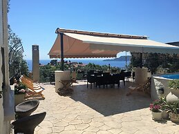 Monte Perla Residence