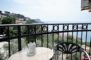 Monte Perla Residence