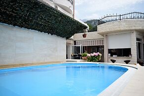 Monte Perla Residence