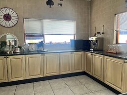 Map's View Guesthouse