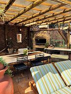 Map's View Guesthouse