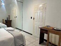 Map's View Guesthouse