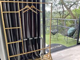 Map's View Guesthouse