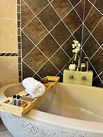 Map's View Guesthouse