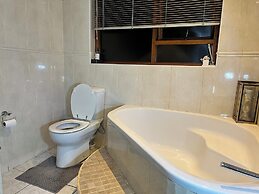 Map's View Guesthouse