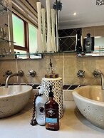 Map's View Guesthouse