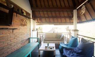 Black Pearl Villa Beachside