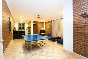 Black Pearl Villa Beachside