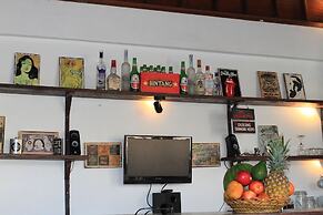 Black Pearl Villa Beachside