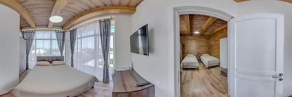 Hillside Four Seasons Karakol