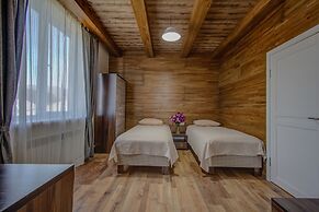 Hillside Four Seasons Karakol