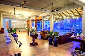 Central Blanche Residence