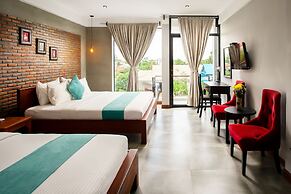 Central Blanche Residence