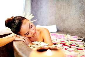 Central Blanche Residence