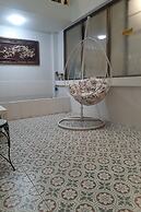 Surachet at 257 Boutique House