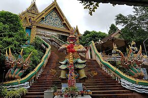 Surachet at 257 Boutique House