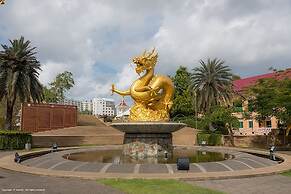 Surachet at 257 Boutique House