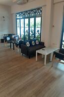 Surachet at 257 Boutique House