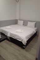 Surachet at 257 Boutique House