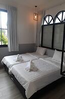 Surachet at 257 Boutique House